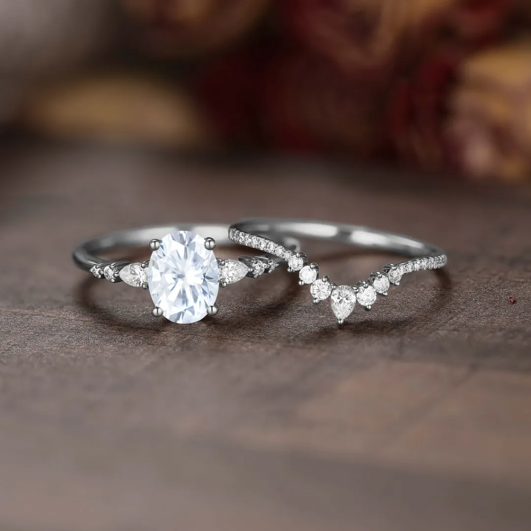 /public/photos/live/Oval cut Moissanite Engagement Ring set-1099 (7).webp